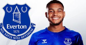 Everton Resmi Rekrut Joshua King