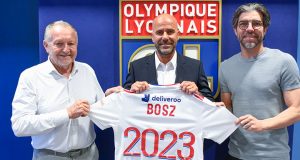 Peter Bosz Resmi Jadi Pelatih Baru Lyon