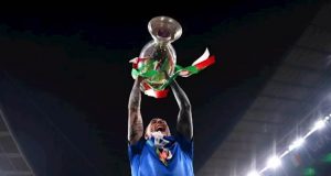 Italia Juara Bernardeschi Menangis Bahagia