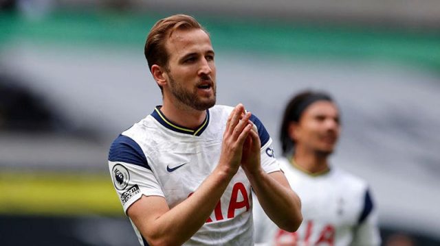 Neville Desak Kane Kembali ke Pelatihan Tottenham Hotspur